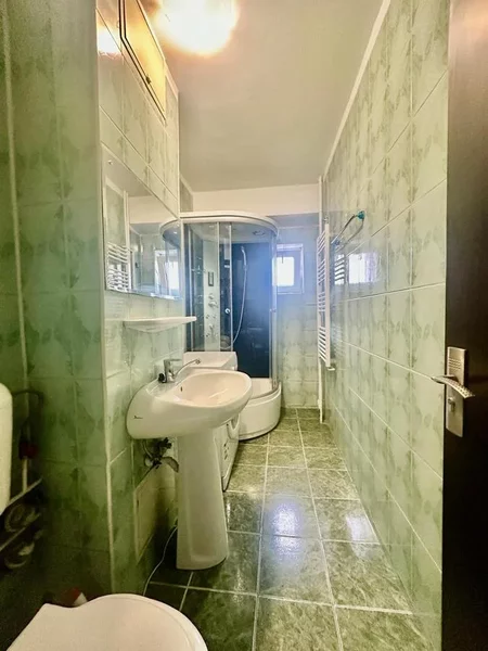 Tineretului, metrou Timpuri Noi, mobilat modern